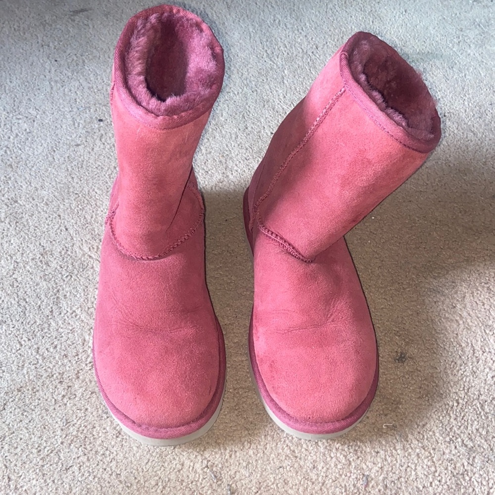 pink / purple ugg boots